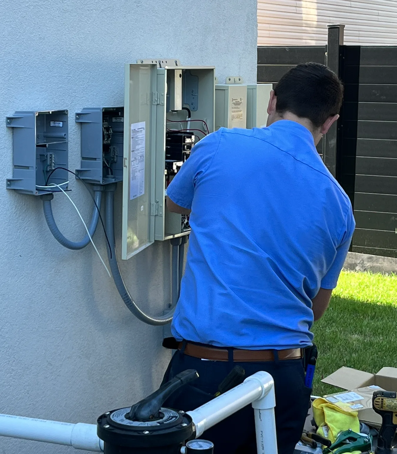 haines electrician wiring a pool pump
